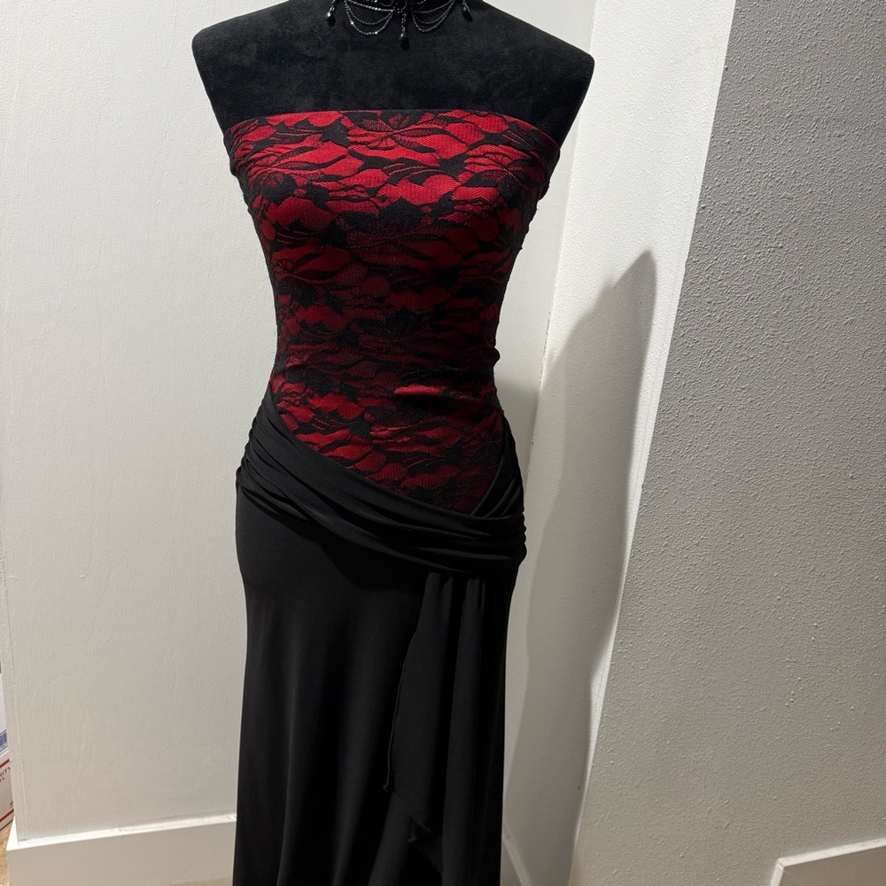 Strapless Red and Black Lace Evening Gown - Picture 2 of 5